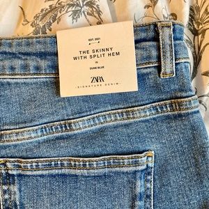 NWT ZARA “The skinny” split hem jeans